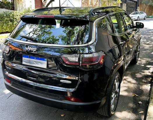 JEEP-COMPASS-2024