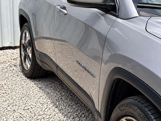 JEEP-COMPASS-2.0 16V FLEX LONGITUDE AUTOMÁTICO JEEP-COMPASS-2019