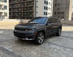 JEEP GRAND CHEROKEE 2.0 TURBO HÍBRIDO 4XE AT8 JEEP GRAND CHEROKEE 2.0 TURBO HÍBRIDO 4XE AT8