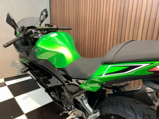 KAWASAKI-NINJA 300 KAWASAKI-NINJA 300-2023