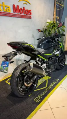 KAWASAKI-Z400-2020