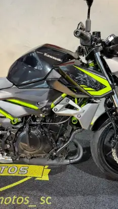 KAWASAKI-Z400-2020