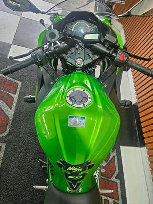 KAWASAKI-NINJA 300-2024