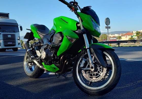 KAWASAKI Z1000 