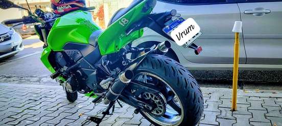 KAWASAKI-Z1000-2008
