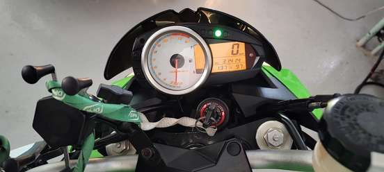 KAWASAKI-Z1000 KAWASAKI-Z1000-2008