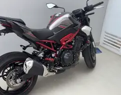 KAWASAKI Z900 KAWASAKI Z900