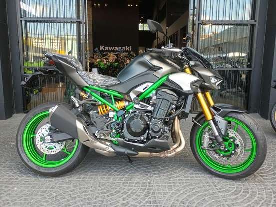 KAWASAKI-Z900 R EDITION-2025