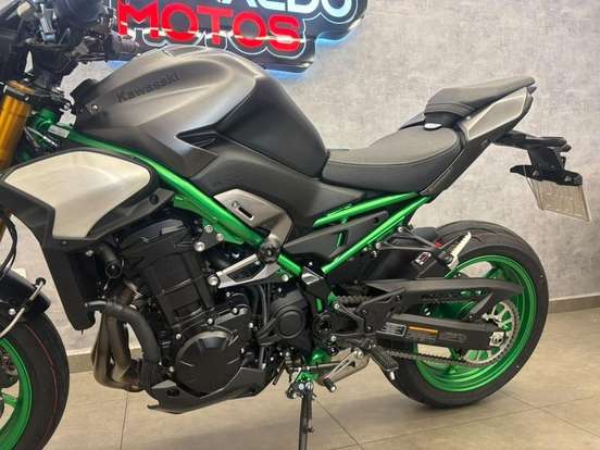 KAWASAKI-Z900 R EDITION-2025