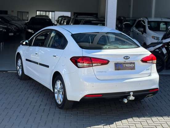 KIA-CERATO-1.6 SX 16V FLEX 4P AUTOMÁTICO KIA-CERATO-2018