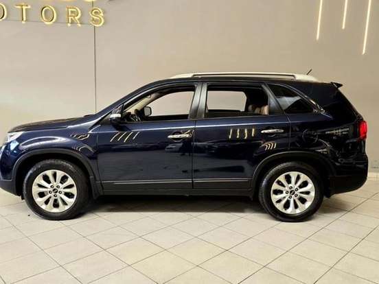 KIA-SORENTO-2013