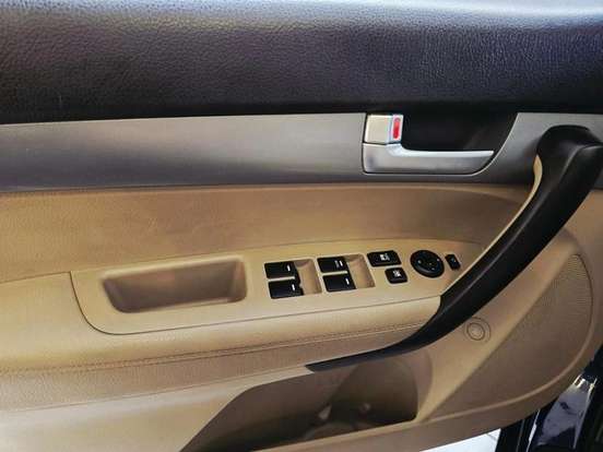 KIA-SORENTO-2013