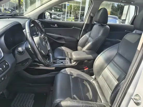 KIA-SORENTO-3.5 V6 GASOLINA EX 7L AWD AUTOMATICO KIA-SORENTO-2018