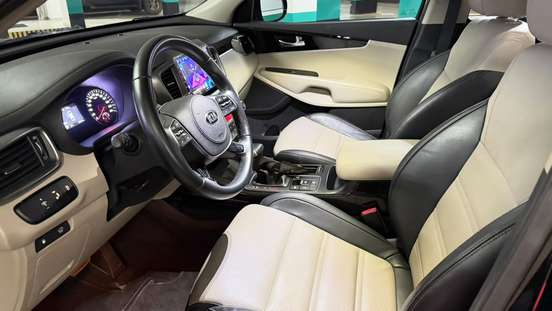 KIA-SORENTO-2019