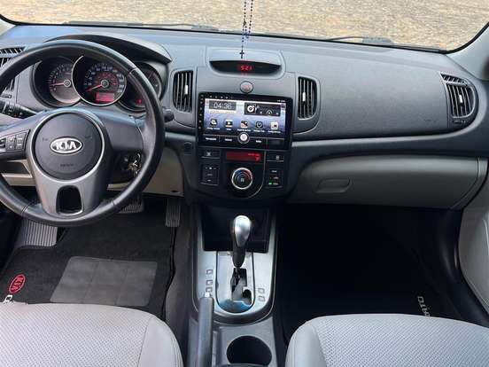 KIA-CERATO-1.6 SX2 16V GASOLINA 4P AUTOMÁTICO KIA-CERATO-2010