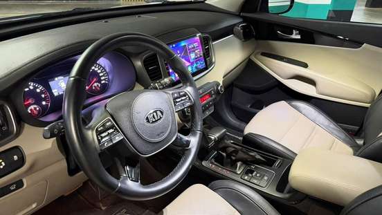 KIA-SORENTO-2019