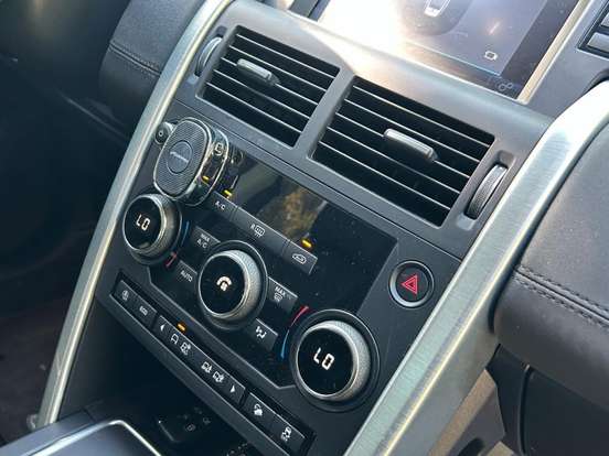 LAND ROVER-DISCOVERY SPORT-2.0 16V SI4 TURBO GASOLINA SE 4P AUTOMÁTICO LAND ROVER-DISCOVERY SPORT-2018