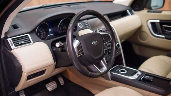 LAND ROVER-DISCOVERY SPORT-2016