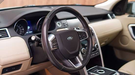 LAND ROVER-DISCOVERY SPORT-2016