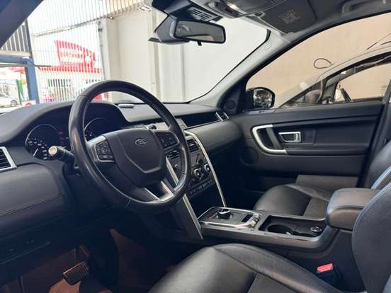 LAND ROVER-DISCOVERY SPORT-2018