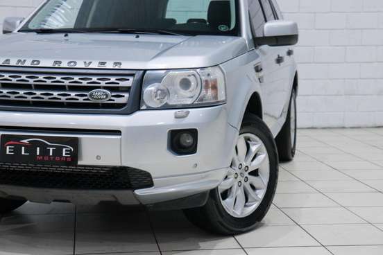 LAND ROVER-FREELANDER 2-2011
