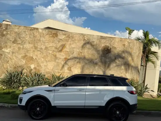 LAND ROVER-RANGE ROVER EVOQUE-2.0 16V TD4 TURBO DIESEL SE 4WD 4P AUTOMÁTICO LAND ROVER-RANGE ROVER EVOQUE-2016