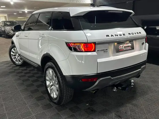 LAND ROVER-RANGE ROVER EVOQUE-2.0 PURE 4WD 16V GASOLINA 4P AUTOMÁTICO LAND ROVER-RANGE ROVER EVOQUE-2013