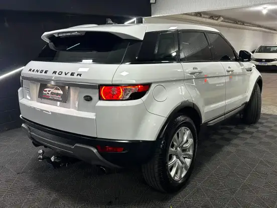 LAND ROVER-RANGE ROVER EVOQUE-2.0 PURE 4WD 16V GASOLINA 4P AUTOMÁTICO LAND ROVER-RANGE ROVER EVOQUE-2013