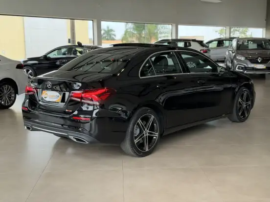 MERCEDES-BENZ-A 200-2021