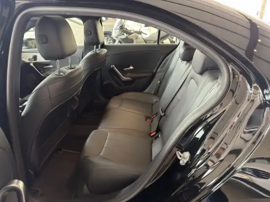 MERCEDES-BENZ-A 200-2021