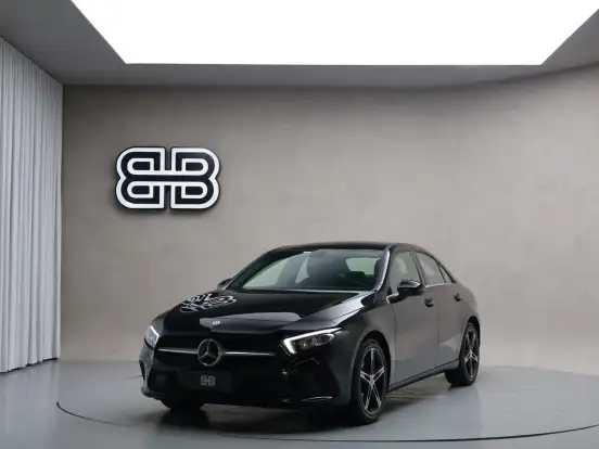 MERCEDES-BENZ-A 200-1.3 CGI GASOLINA STYLE SEDAN 7G-DCT MERCEDES-BENZ-A 200-2019