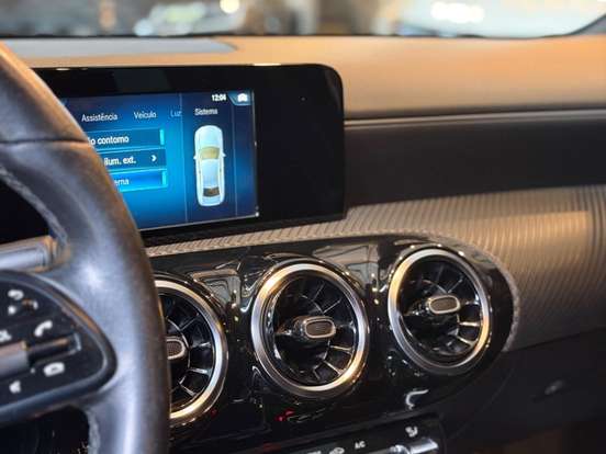 MERCEDES-BENZ-A 200-1.3 CGI GASOLINA STYLE SEDAN 7G-DCT MERCEDES-BENZ-A 200-2019