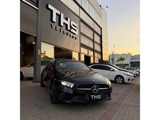 MERCEDES-BENZ-A 250-2019