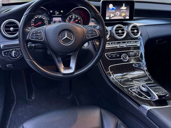 MERCEDES-BENZ-C 180-2016