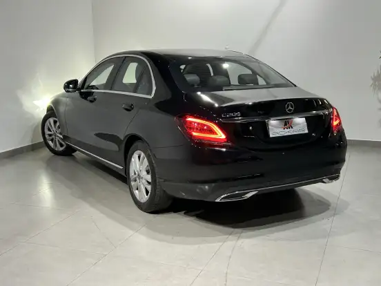MERCEDES-BENZ-C 200-2019