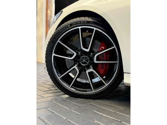 MERCEDES-BENZ-C 43 AMG-3.0 V6 GASOLINA 4MATIC 9G-TRONIC MERCEDES-BENZ-C 43 AMG-2017