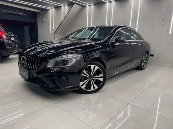 MERCEDES-BENZ-CLA 200-2016