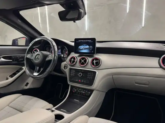MERCEDES-BENZ-CLA 200-1.6 VISION 16V FLEX 4P AUTOMÁTICO MERCEDES-BENZ-CLA 200-2016