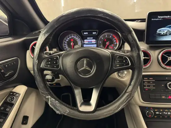 MERCEDES-BENZ-CLA 200-1.6 VISION 16V FLEX 4P AUTOMÁTICO MERCEDES-BENZ-CLA 200-2016