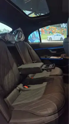 MERCEDES-BENZ-E 300-2026