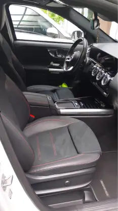 MERCEDES-BENZ-GLA 200-2023