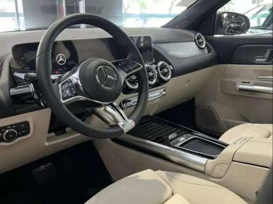 MERCEDES-BENZ-GLA 200-1.3 MHEV PROGRESSIVE 7G-DCT MERCEDES-BENZ-GLA 200-2026