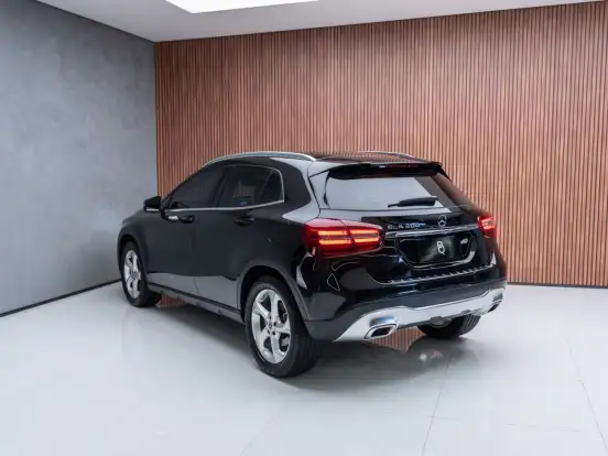 MERCEDES-BENZ-GLA 200-1.6 CGI FLEX ADVANCE 7G-DCT MERCEDES-BENZ-GLA 200-2018