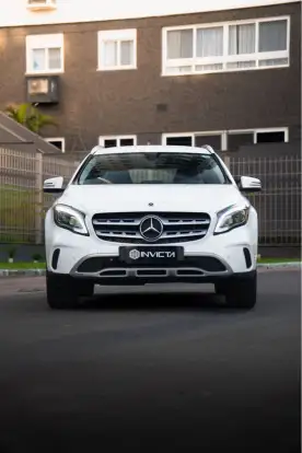 MERCEDES-BENZ-GLA 200-2018