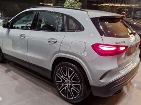 MERCEDES-BENZ-GLA 200-1.3 MHEV NIGHT EDITION 7G-DCT MERCEDES-BENZ-GLA 200-2026