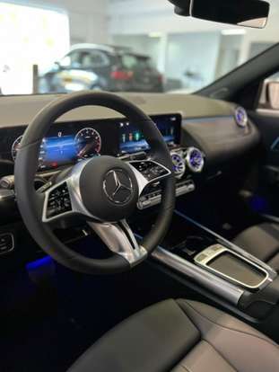 MERCEDES-BENZ-GLA 200-2026