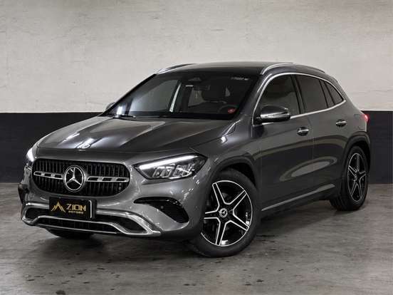 MERCEDES-BENZ-GLA 200-2024