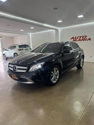 MERCEDES-BENZ GLA 200 1.6 CGI ADVANCE 16V TURBO FLEX 4P AUTOMÁTICO