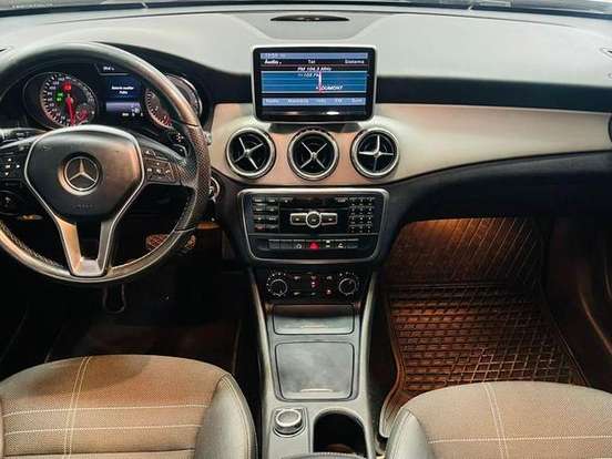 MERCEDES-BENZ-GLA 200-1.6 CGI ADVANCE 16V TURBO FLEX 4P AUTOMÁTICO MERCEDES-BENZ-GLA 200-2014