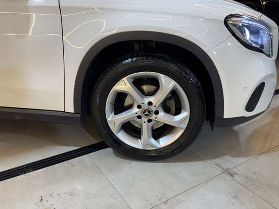 MERCEDES-BENZ-GLA 200-1.6 CGI FLEX ADVANCE 7G-DCT MERCEDES-BENZ-GLA 200-2019